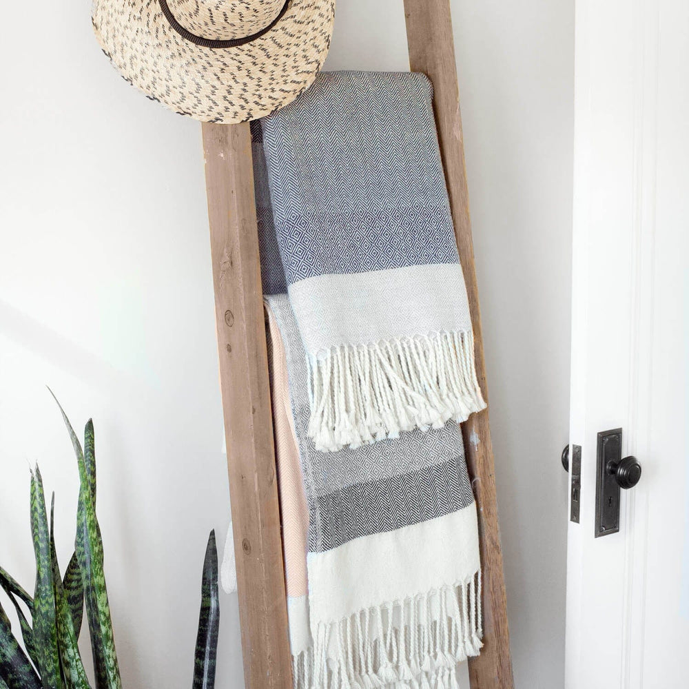 CASCADA ALPACA THROW Handwoven in Peru